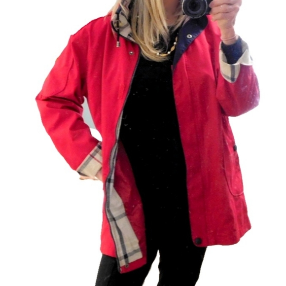 1 Madison Jackets & Blazers - 1 MADISON WMNS RED ZIPPERED LINED SHORT TRENCH